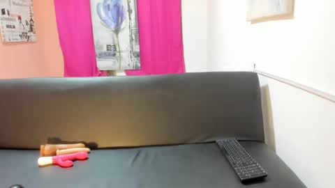 Snapshot of raizaack chatting on December 28, 2024, 5:44 am raizaack online show from December 28, 2024, 5:44 am