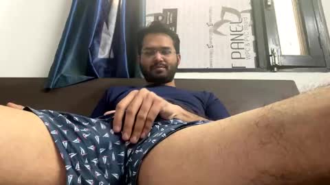 Snapshot of raj_maheesh chatting on February 24, 2025, 5:33 am raj_maheesh online show from February 24, 2025, 5:33 am