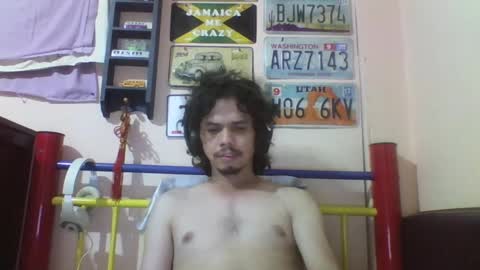 Snapshot of raku2386 chatting on January 19, 2025, 11:43 pm Ken online show from January 19, 2025, 11:43 pm