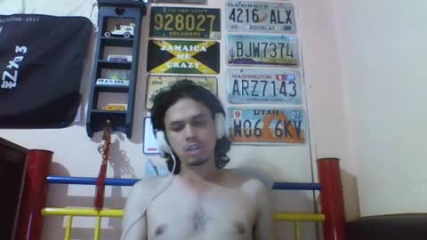 Snapshot of raku2386 chatting on February 12, 2025, 1:09 am Ken online show from February 12, 2025, 1:09 am