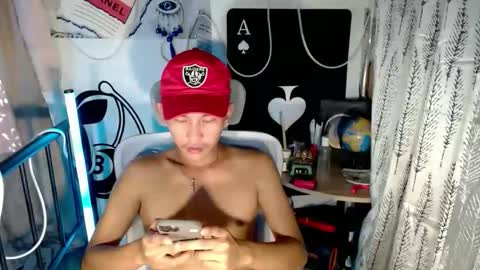 ralfhuge24 online show from February 7, 2026, 6:50 am