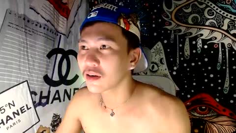 ralfhuge24 online show from June 7, 2026, 7:56 am