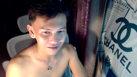 ralfhuge24 online show from June 9, 2026, 10:54 pm