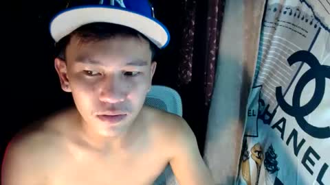 ralfhuge24 online show from June 20, 2026, 8:39 am