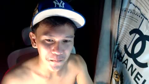 ralfhuge24 online show from June 23, 2026, 7:45 pm