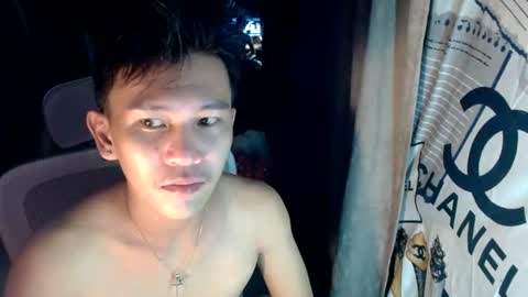 ralfhuge24 online show from June 24, 2026, 10:36 am