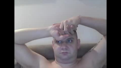 Snapshot of ramon0688 chatting on February 15, 2025, 9:15 pm Ramon online show from February 15, 2025, 9:15 pm