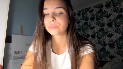 ShyBerry online show from October 25, 2025, 8:47 pm