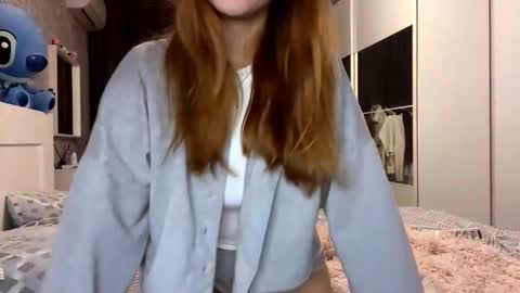 Snapshot of randareidling chatting on October 7, 2025, 3:31 pm Randa online show from October 7, 2025, 3:31 pm