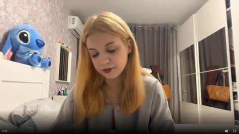 Snapshot of randareidling chatting on October 21, 2025, 7:36 pm Randa online show from October 21, 2025, 7:36 pm