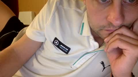 randobad12 online show from December 14, 2025, 8:46 pm