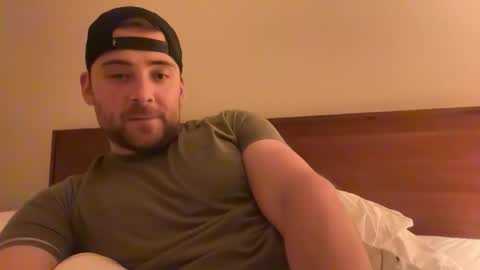 randomdude5950 online show from April 24, 2026, 2:36 am