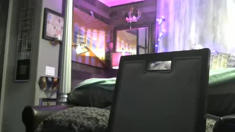 Randy8inbater online show from September 27, 2025, 9:25 am