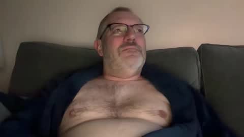 Snapshot of randyboyandy chatting on November 1, 2025, 4:42 pm randyboyandy online show from November 1, 2025, 4:42 pm