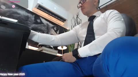 randylukehot online show from February 23, 2025, 5:50 pm