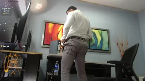 randylukehot online show from April 29, 2026, 7:31 pm
