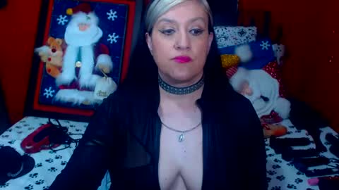 Snapshot of randymaturex01 chatting on December 22, 2024, 5:12 am Sonia online show from December 22, 2024, 5:12 am