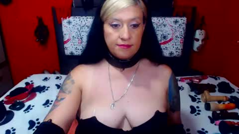 Snapshot of randymaturex01 chatting on January 11, 2025, 2:52 am Sonia online show from January 11, 2025, 2:52 am