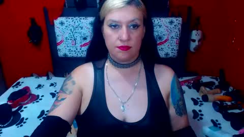 Snapshot of randymaturex01 chatting on January 27, 2025, 3:37 am Sonia online show from January 27, 2025, 3:37 am