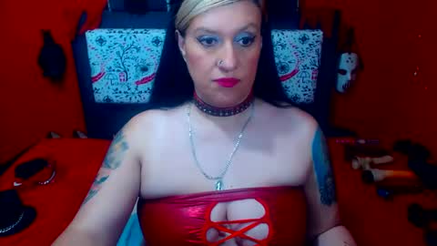 Snapshot of randymaturex01 chatting on February 2, 2025, 3:21 am Sonia online show from February 2, 2025, 3:21 am