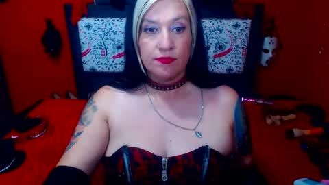 Snapshot of randymaturex01 chatting on February 8, 2025, 9:15 pm Sonia online show from February 8, 2025, 9:15 pm