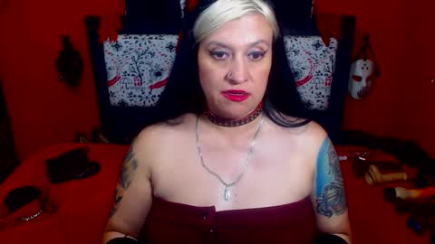Snapshot of randymaturex01 chatting on February 20, 2025, 2:40 am Sonia online show from February 20, 2025, 2:40 am