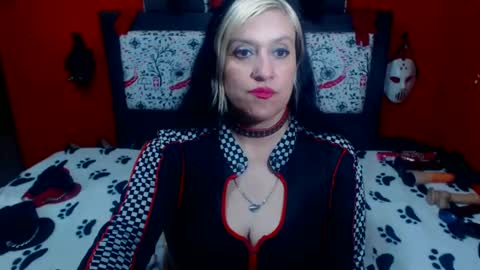 Snapshot of randymaturex01 chatting on March 5, 2025, 6:54 am Sonia online show from March 5, 2025, 6:54 am