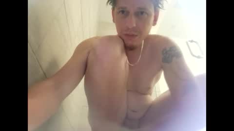 Snapshot of randyrichard_25 chatting on February 11, 2026, 6:35 pm randyrichard_25 online show from February 11, 2026, 6:35 pm