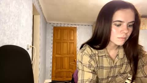 Snapshot of raneetagaloe chatting on September 8, 2025, 4:17 pm Lia online show from September 8, 2025, 4:17 pm