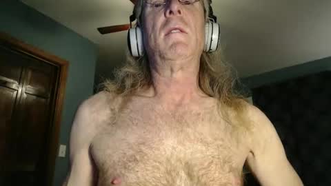 Snapshot of ranger510 chatting on April 4, 2026, 2:32 am Ranger510 online show from April 4, 2026, 2:32 am