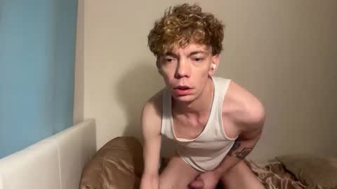 raphaelkropek online show from September 30, 2025, 10:15 pm