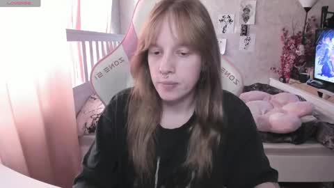 Snapshot of rapunzel_cute chatting on April 13, 2026, 1:27 pm Rapunzel online show from April 13, 2026, 1:27 pm