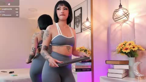raquel Hyde online show from April 19, 2026, 6:10 pm
