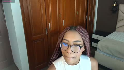 Raquel online show from January 29, 2025, 11:41 am