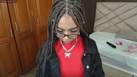 Raquel online show from September 16, 2025, 12:06 pm