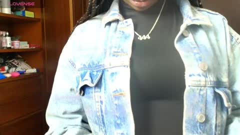 Raquel online show from October 3, 2025, 12:24 pm