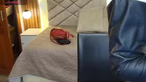 Raquel online show from July 28, 2026, 12:12 pm
