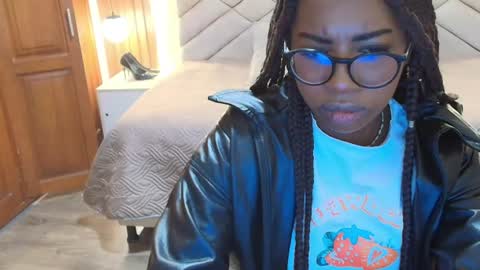 Raquel online show from July 30, 2026, 12:15 pm