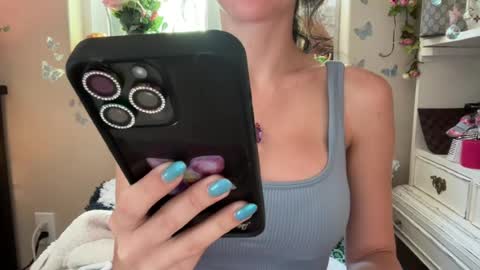 Snapshot of rasphberryclemmi chatting on July 8, 2026, 5:28 pm rashberrybussy online show from July 8, 2026, 5:28 pm