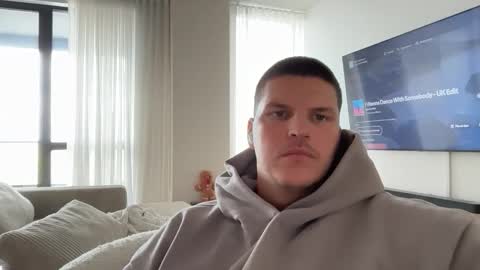 ratatou786852 online show from May 7, 2026, 7:19 pm
