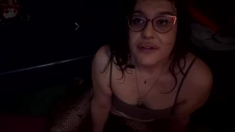 Snapshot of rattlesnakebitch chatting on May 16, 2026, 9:28 am Rattlesnake Bitch 666 online show from May 16, 2026, 9:28 am