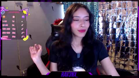   online show from October 13, 2025, 9:59 pm