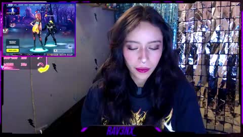   online show from October 15, 2025, 11:38 pm