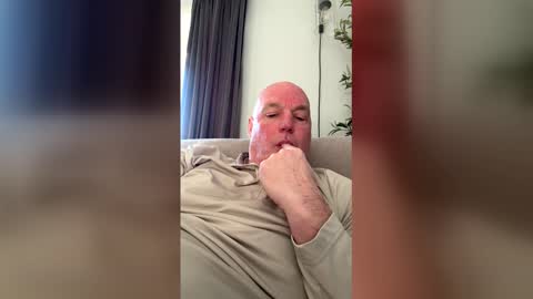 ravchat online show from February 10, 2026, 10:47 pm