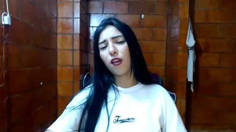 raven__purple online show from January 29, 2025, 1:58 am