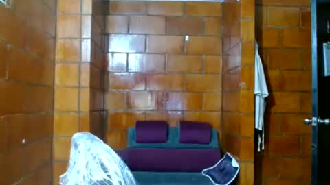 raven__purple online show from February 5, 2025, 5:41 am