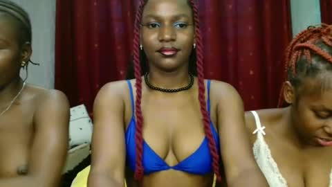 Snapshot of raven_luxe chatting on February 8, 2026, 2:31 pm Raven online show from February 8, 2026, 2:31 pm