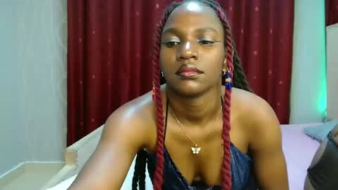 Snapshot of raven_luxe chatting on February 27, 2026, 6:41 pm Raven online show from February 27, 2026, 6:41 pm