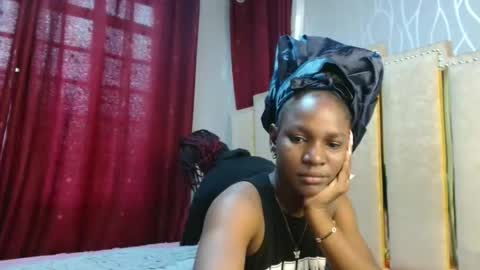 Snapshot of raven_luxe chatting on March 3, 2026, 6:30 am Raven online show from March 3, 2026, 6:30 am