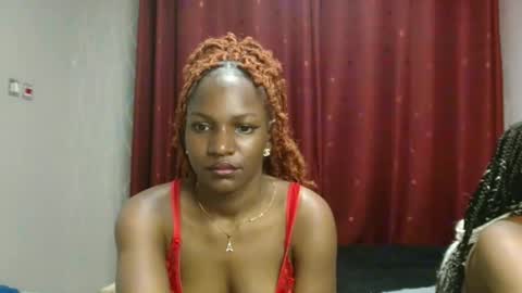 Snapshot of raven_luxe chatting on March 14, 2026, 6:35 pm Raven online show from March 14, 2026, 6:35 pm